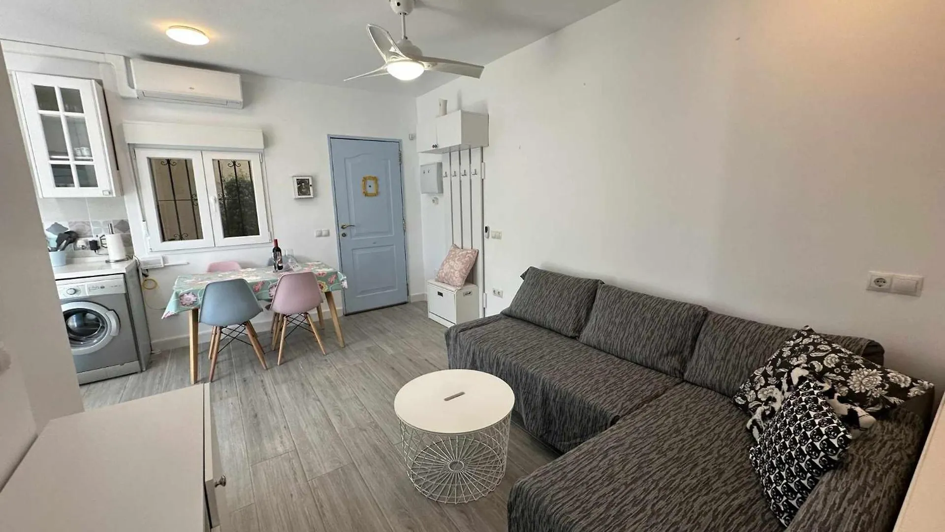 Apartamento Con Jardin Privado Benalmadena 0*,  Spain